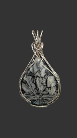 Pinolyth Pendant