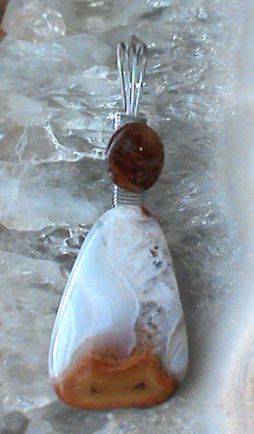 Agate with Golden Pietersite